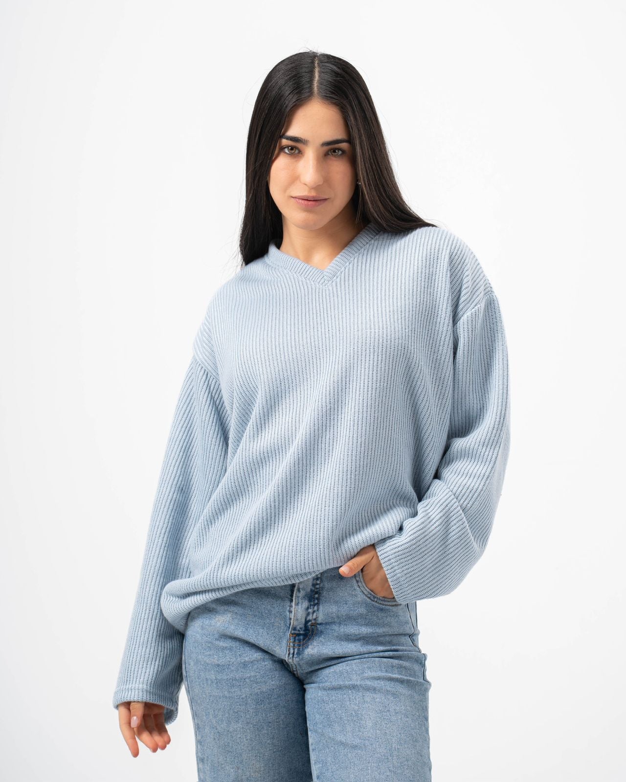 Aveo V-Neck Sweater