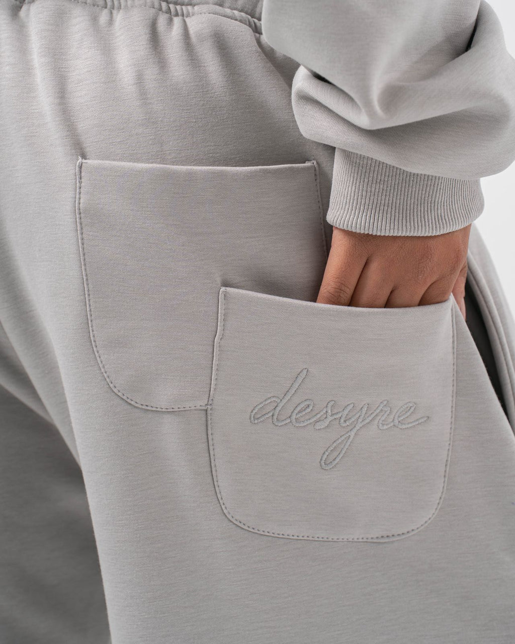 All I desyre — Signature Set
