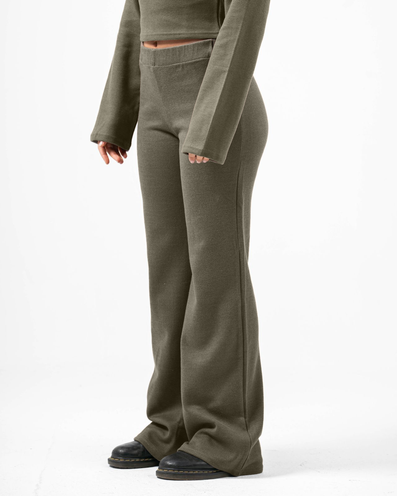 Nua Dream Knitted Pants - Army Green